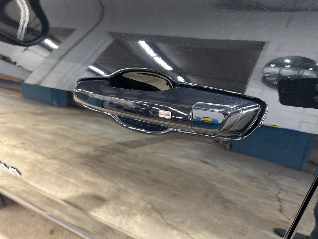 New 2026 GMC Terrain AT4 w/ Convenience Package III AWD/4WD image 20