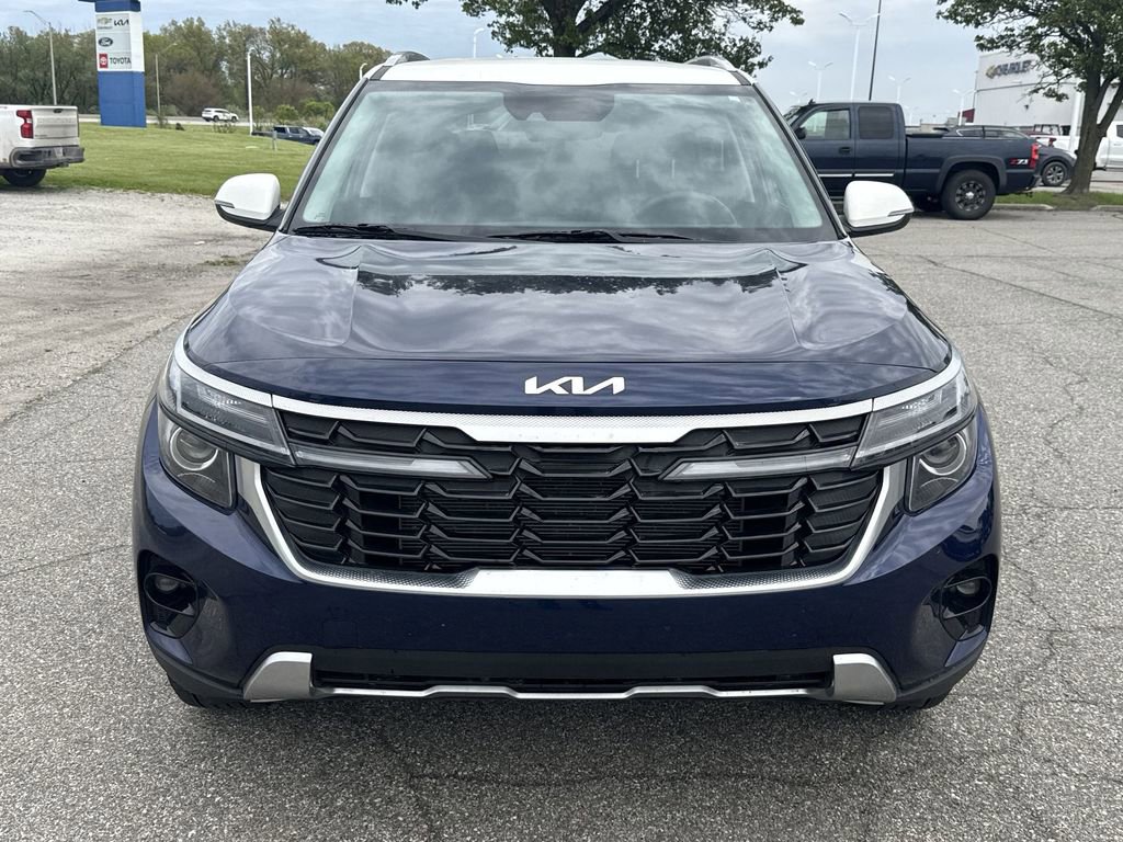 Used 2024 Kia Seltos S FWD image 3