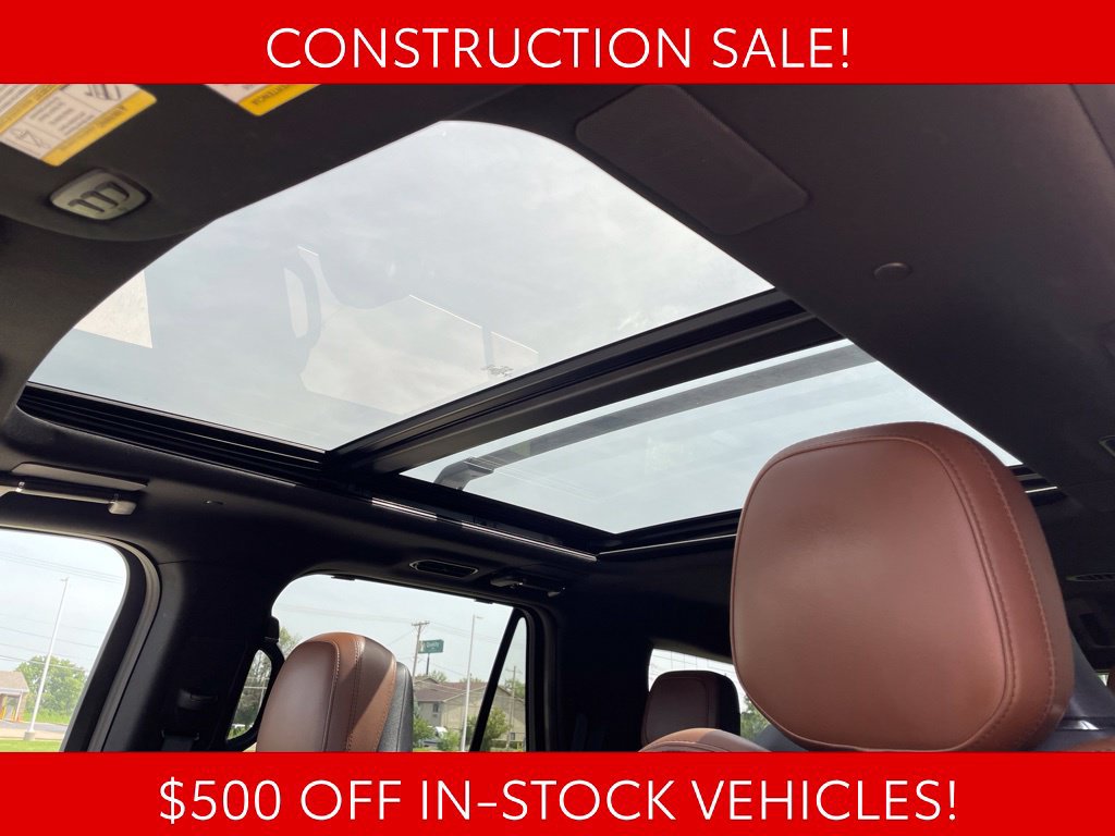 Used 2022 Lincoln Navigator Reserve AWD/4WD image 10