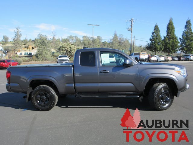 Certified 2022 Toyota Tacoma SR image 3