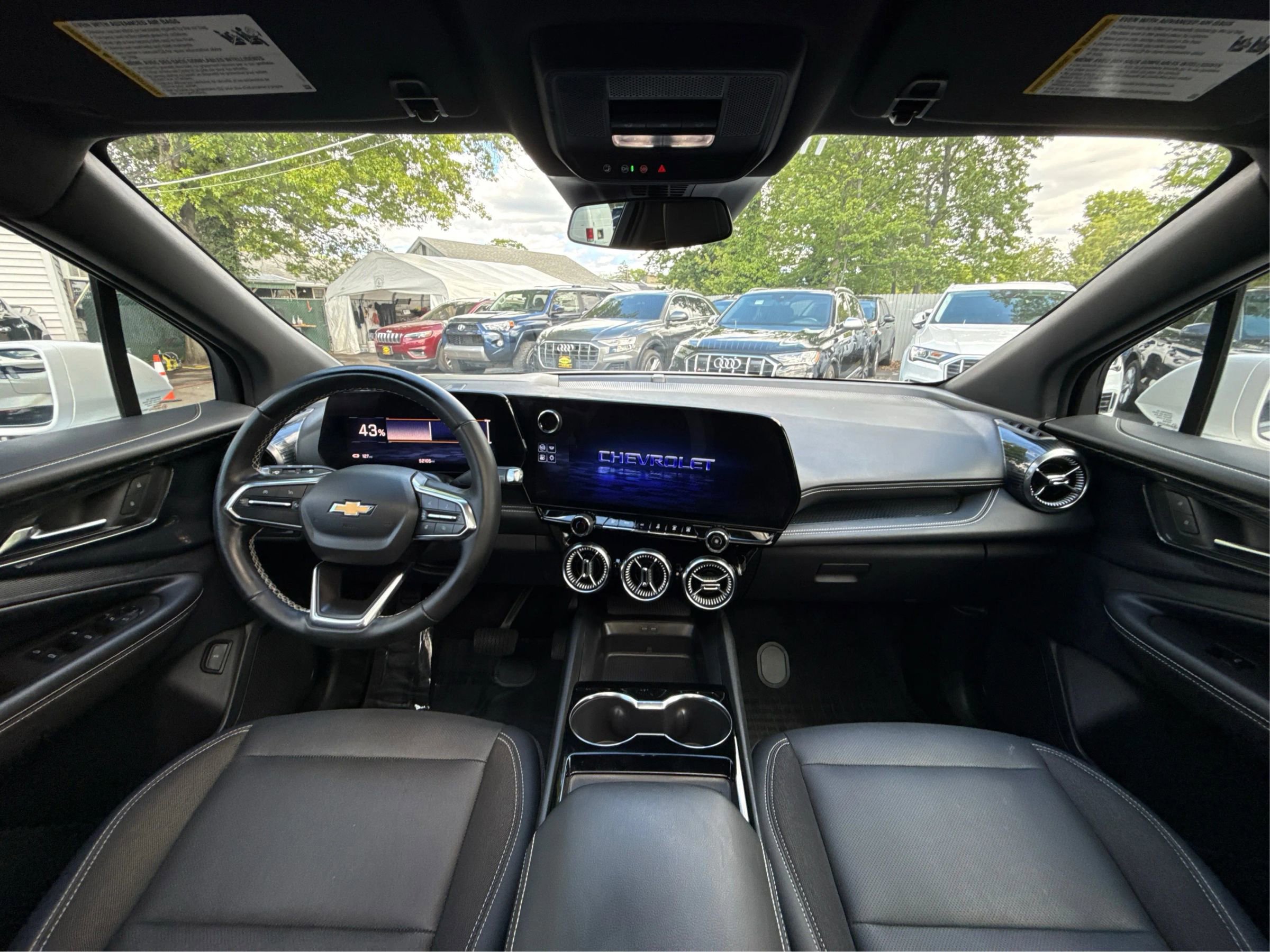 Used 2024 Chevrolet Blazer EV LT AWD/4WD image 29
