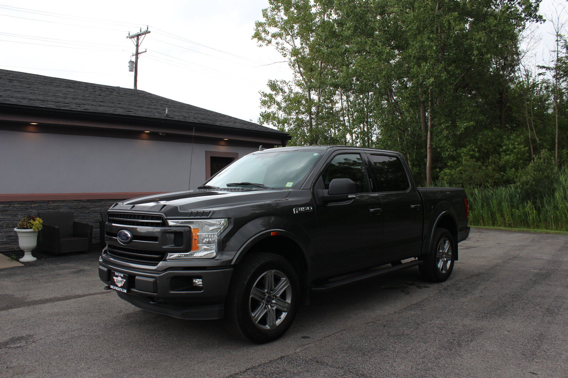 Used 2018 Ford F150 XLT w/ Equipment Group 302A Luxury AWD/4WD image 11