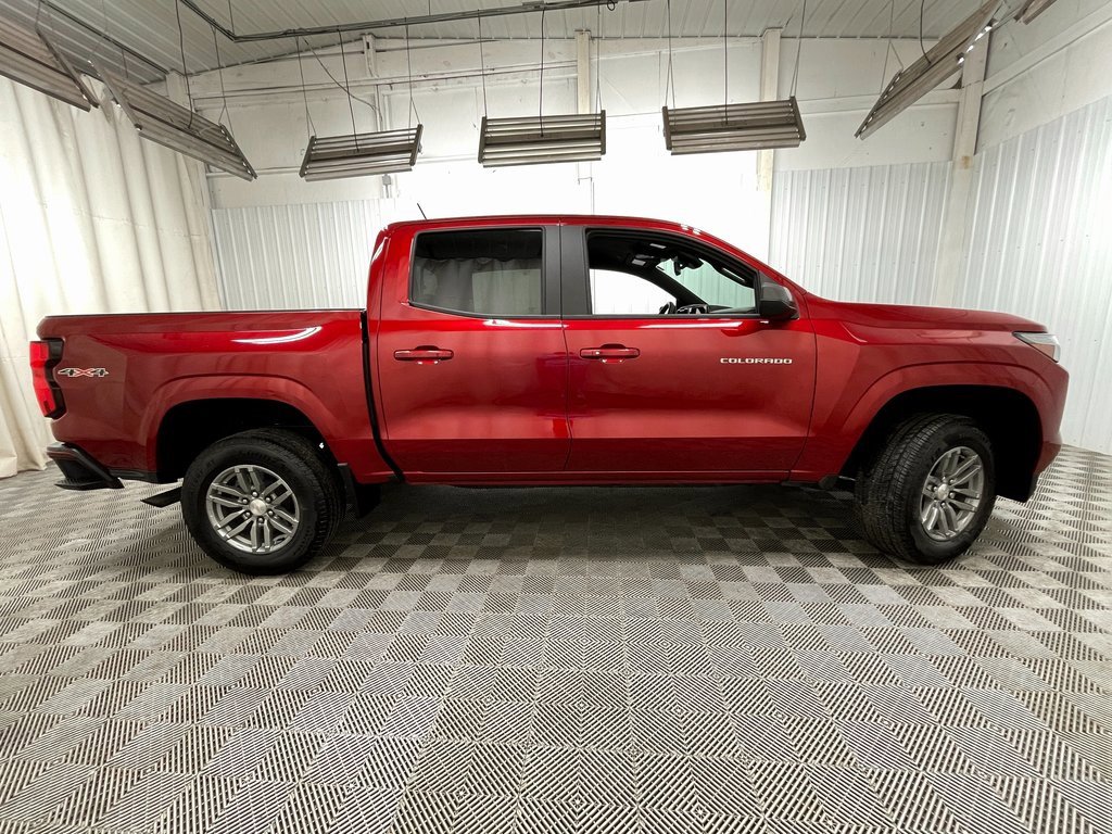 Certified 2024 Chevrolet Colorado LT w/ LT Convenience Package II image 21