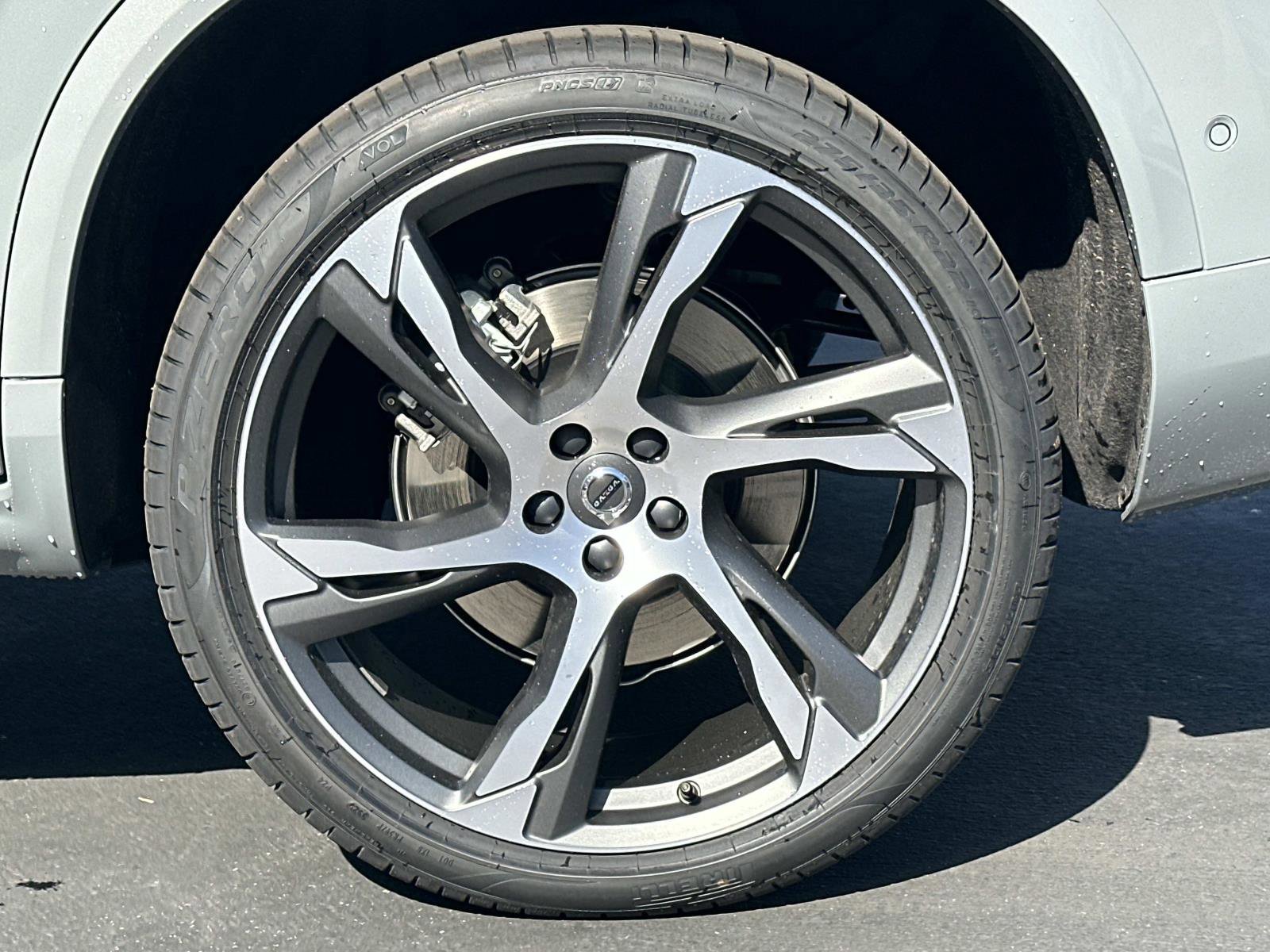 New 2026 Volvo XC90 B6 Ultra w/ Protection Package AWD/4WD image 24