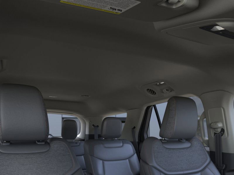 New 2025 Ford Explorer Active w/ Active Comfort Package image 22