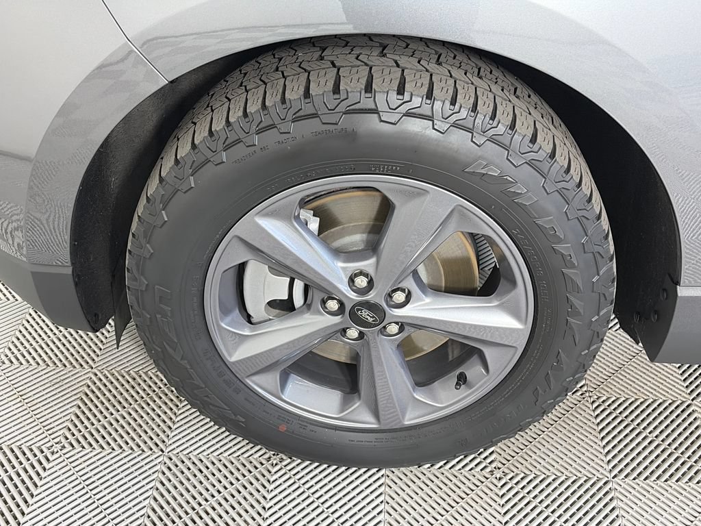 Certified 2023 Ford Edge SEL w/ Sport Appearance Package AWD/4WD image 8