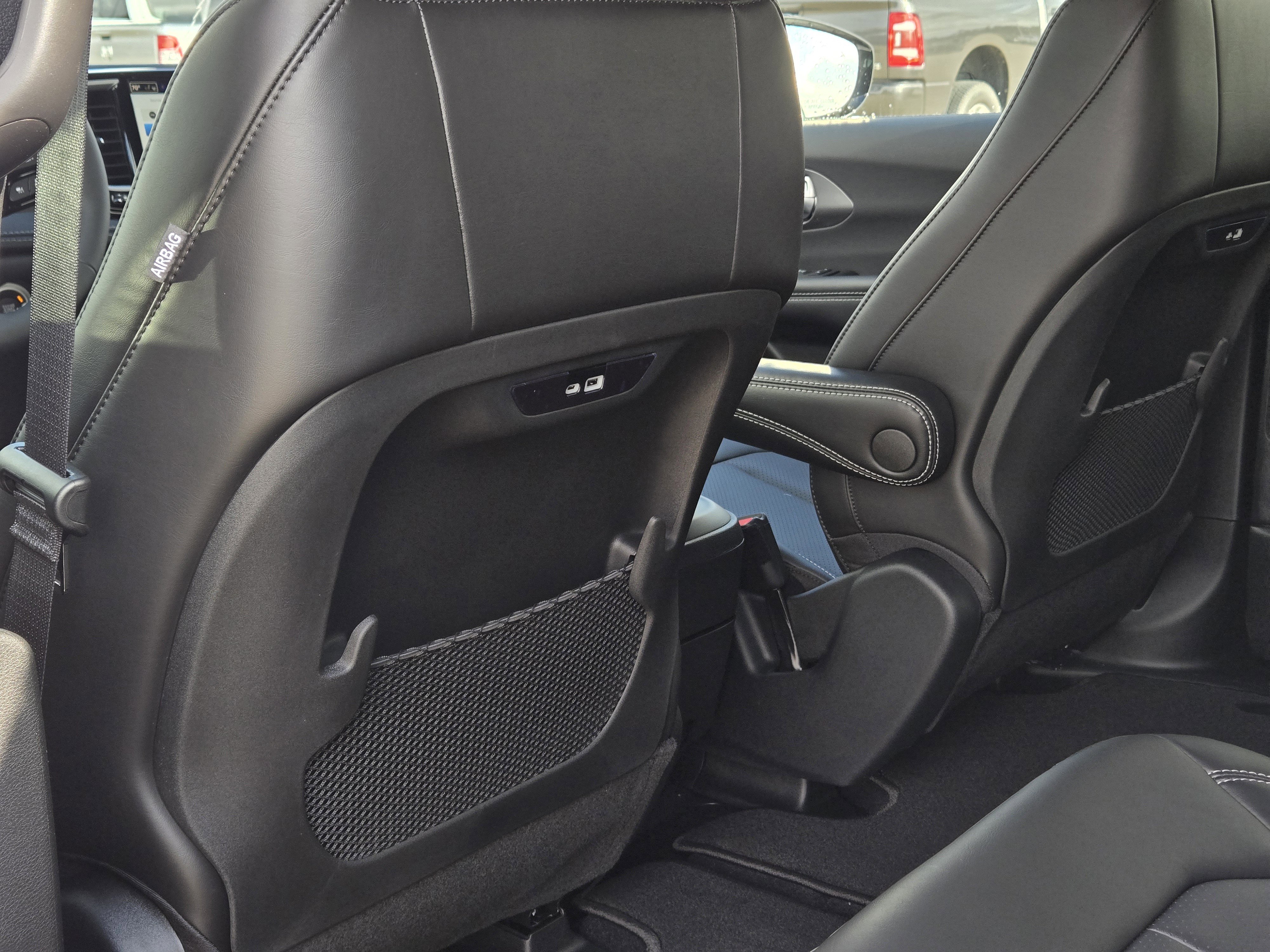 New 2026 Chrysler Pacifica Select w/ S Appearance Package image 15