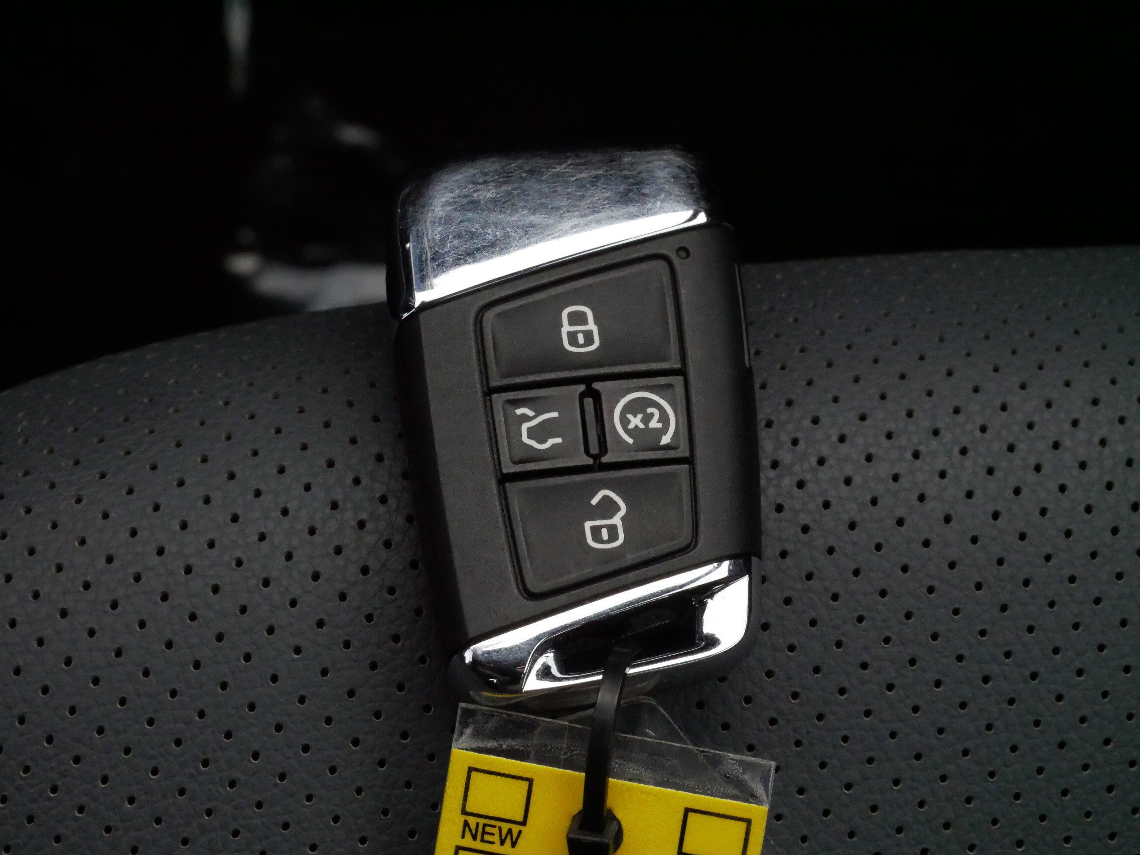 Certified 2025 Volkswagen Jetta GLI Autobahn image 33