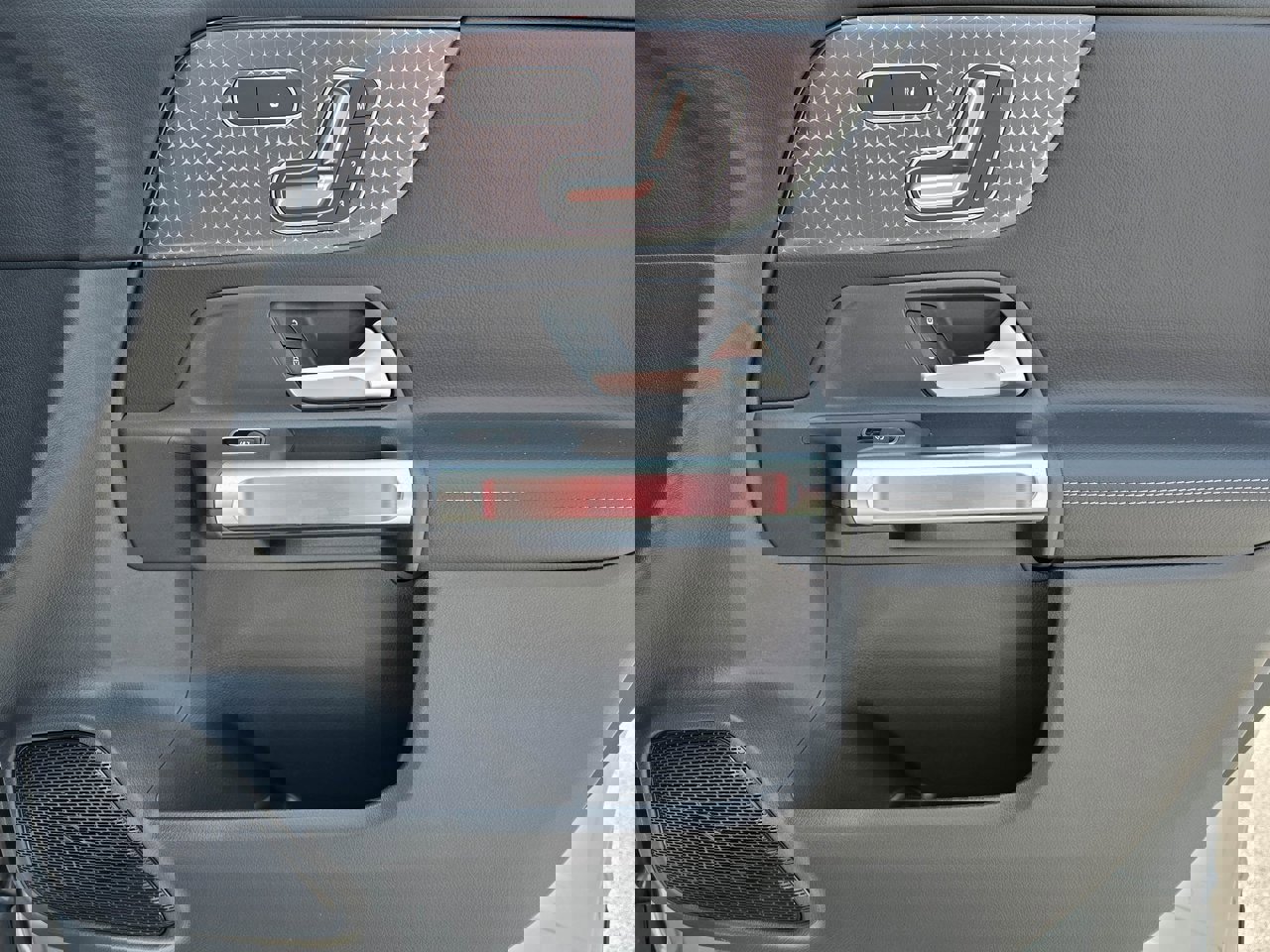 New 2026 Mercedes-Benz GLB 250 4MATIC image 42