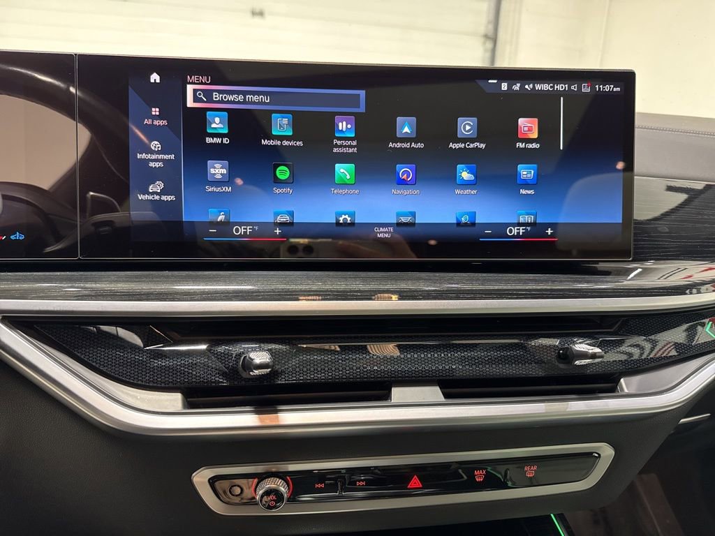 Used 2023 BMW X7 xDrive40i w/ M Sport Package image 23