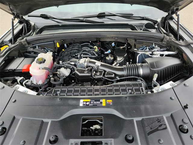 Used 2024 Jeep Grand Cherokee L Limited w/ Luxury Tech Group II image 16