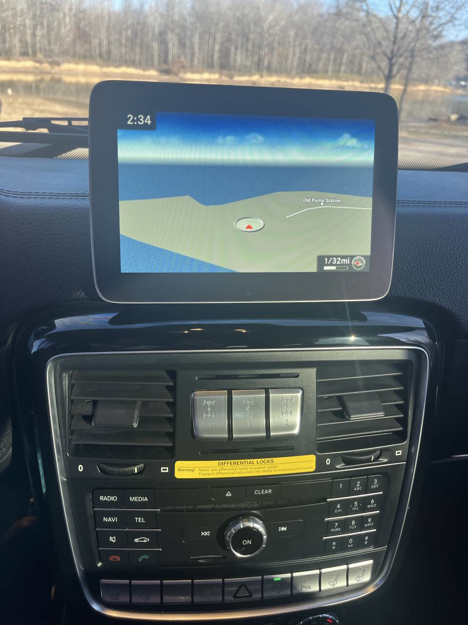 Used 2017 Mercedes-Benz G 550 image 16