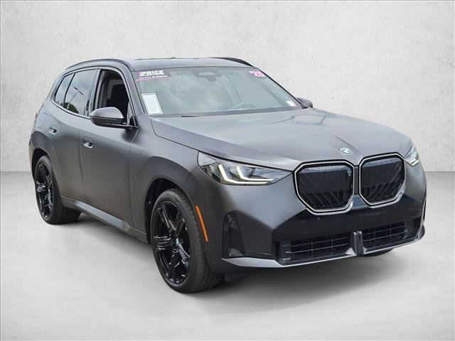 Used 2025 BMW X3 xDrive30i w/ Premium Package AWD/4WD image 3