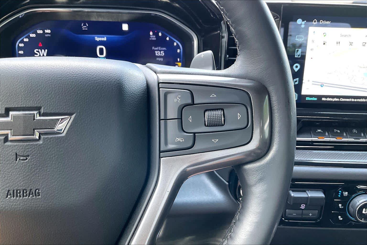 Used 2022 Chevrolet Silverado 1500 ZR2 w/ Technology Package AWD/4WD image 19