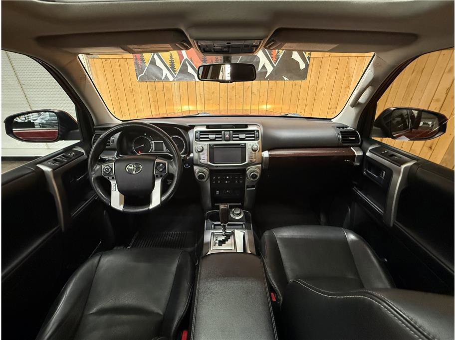 Used 2018 Toyota 4Runner Limited w/ Four Season Floor Mat Package AWD/4WD image 22