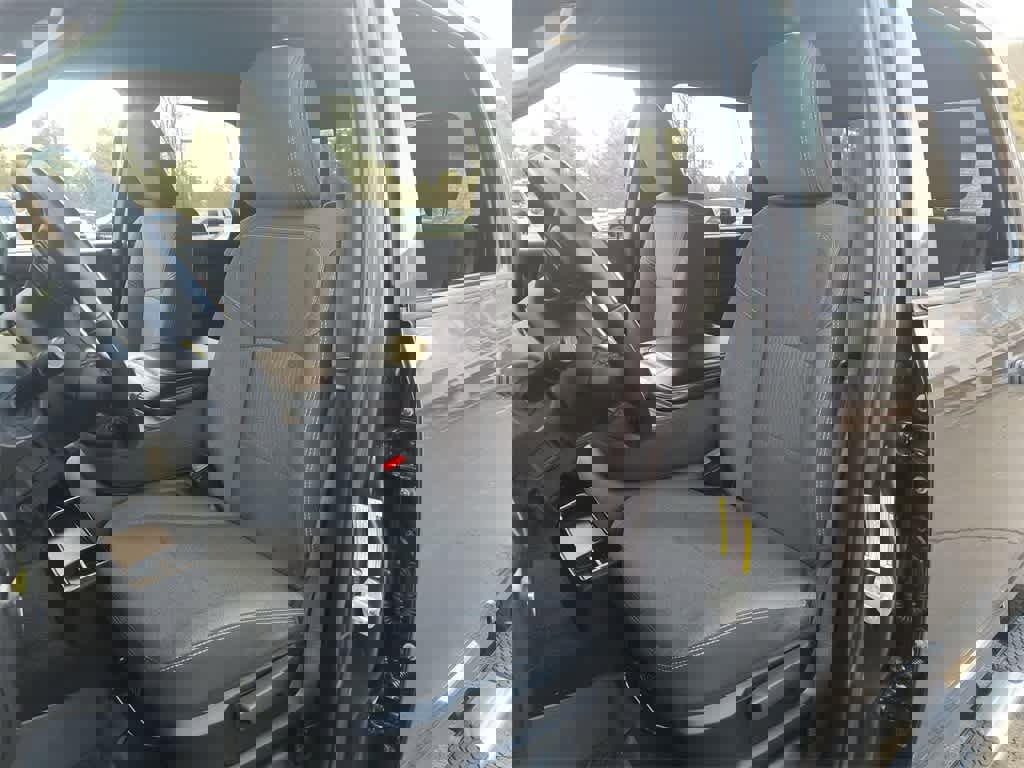 Used 2023 RAM 3500 Tradesman w/ Safety Group image 11