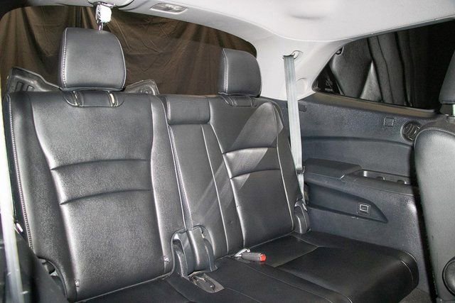 Used 2019 Honda Pilot Touring image 15