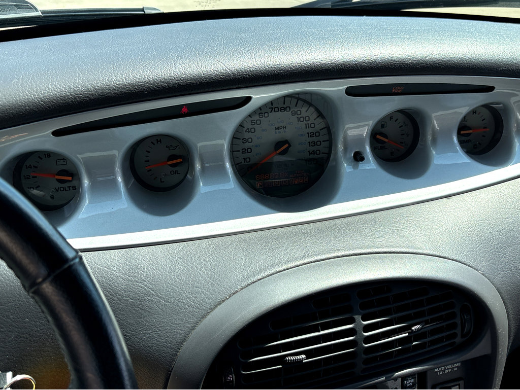 Used 2000 Plymouth Prowler image 5
