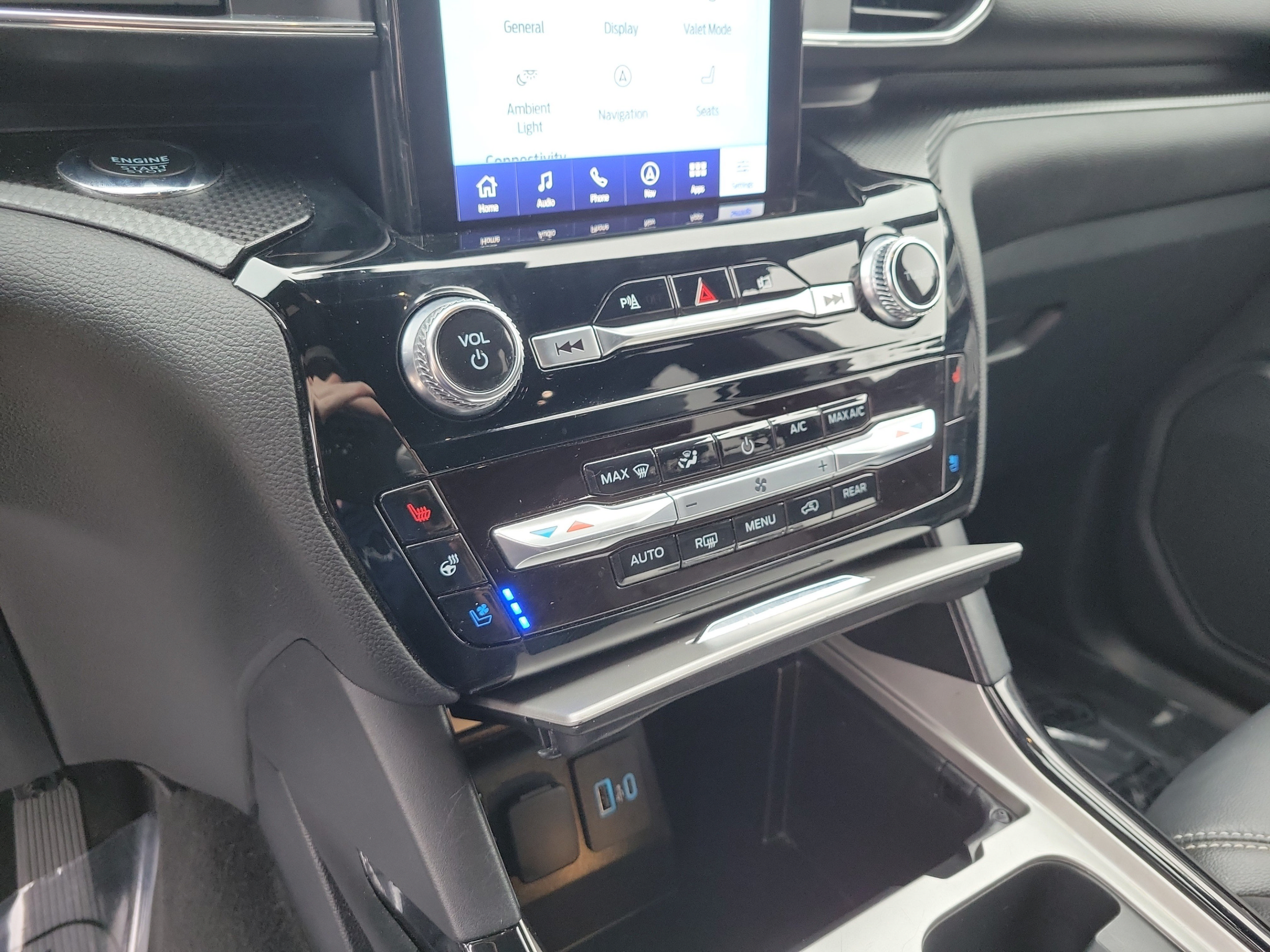 Used 2022 Ford Explorer ST w/ Equipment Group 401A AWD/4WD image 19