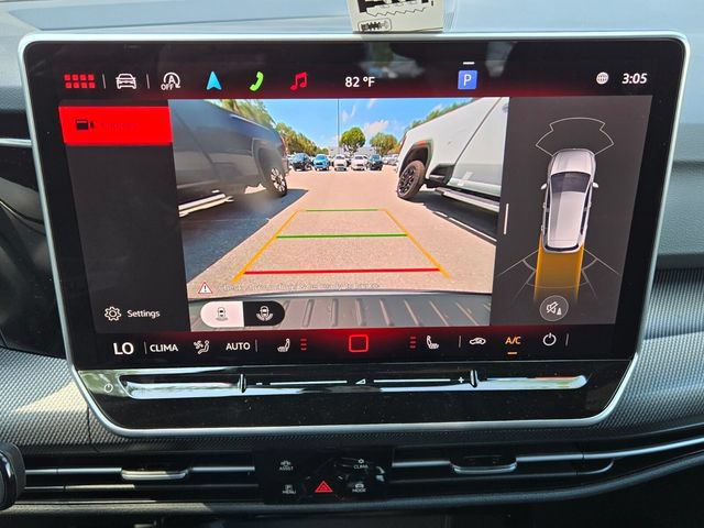 New 2026 Volkswagen GTI SE FWD image 21