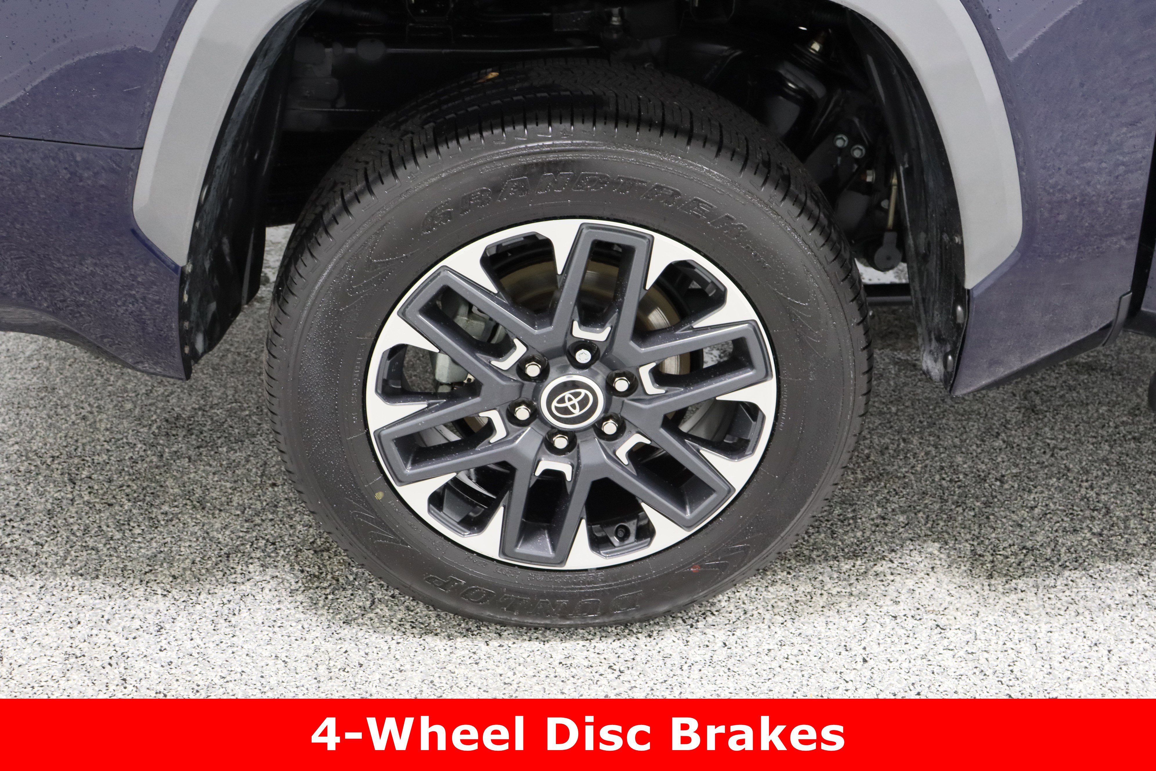 Used 2023 Toyota Tundra Limited image 6