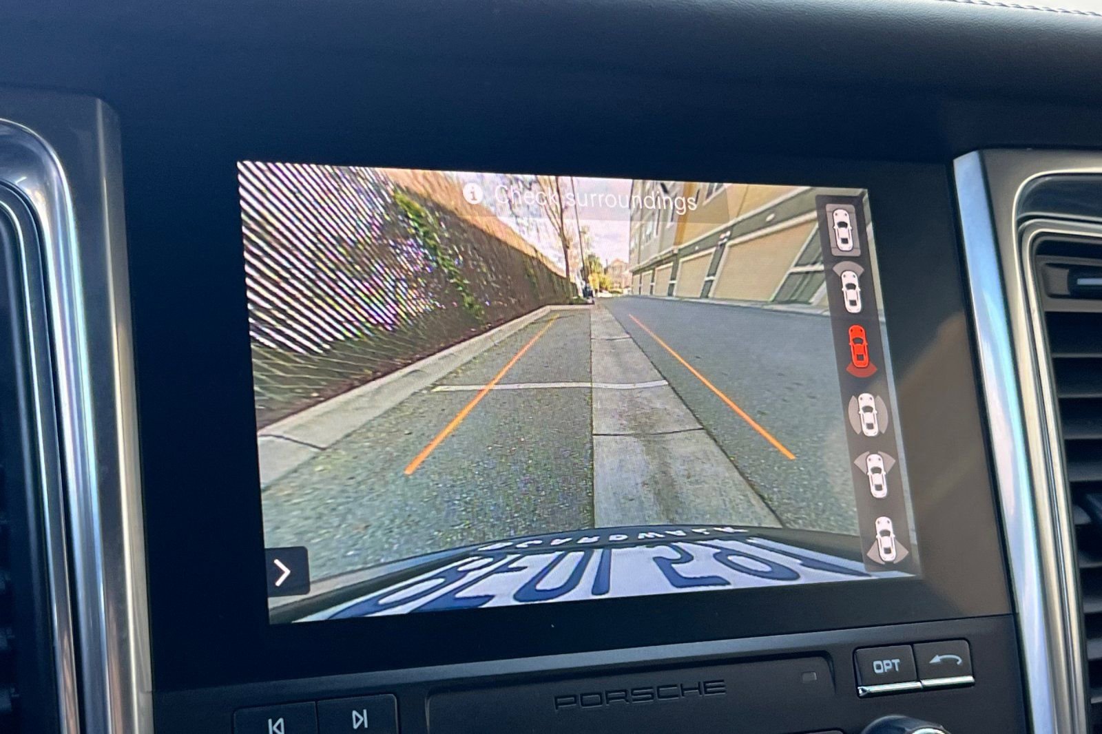 Used 2018 Porsche Macan GTS image 19