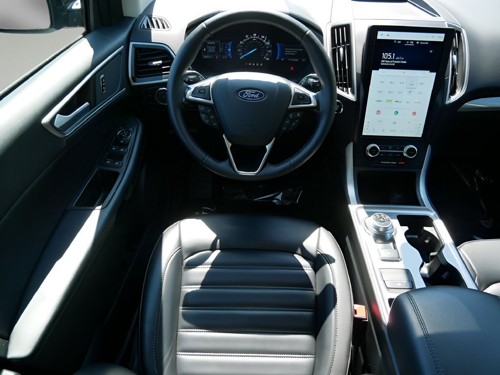 Used 2024 Ford Edge SEL w/ Convenience Package AWD/4WD image 13