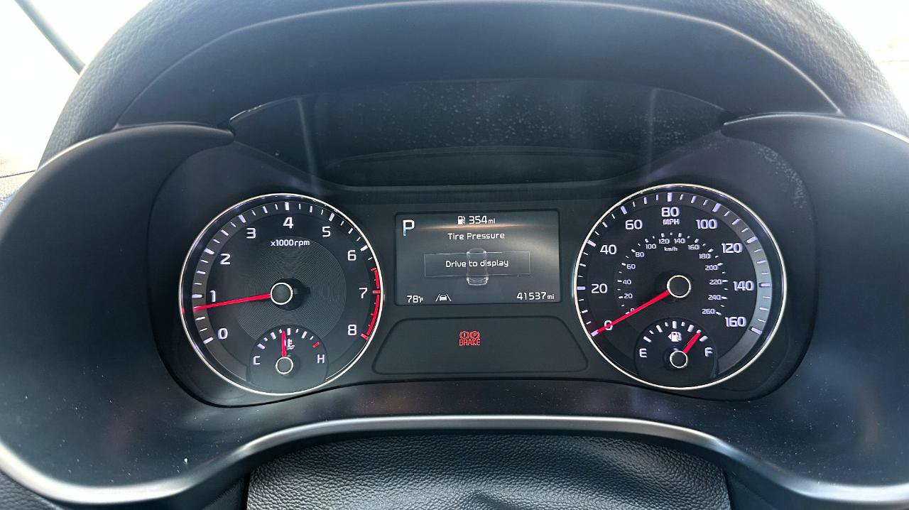 Used 2024 Kia Forte LXS FWD image 13