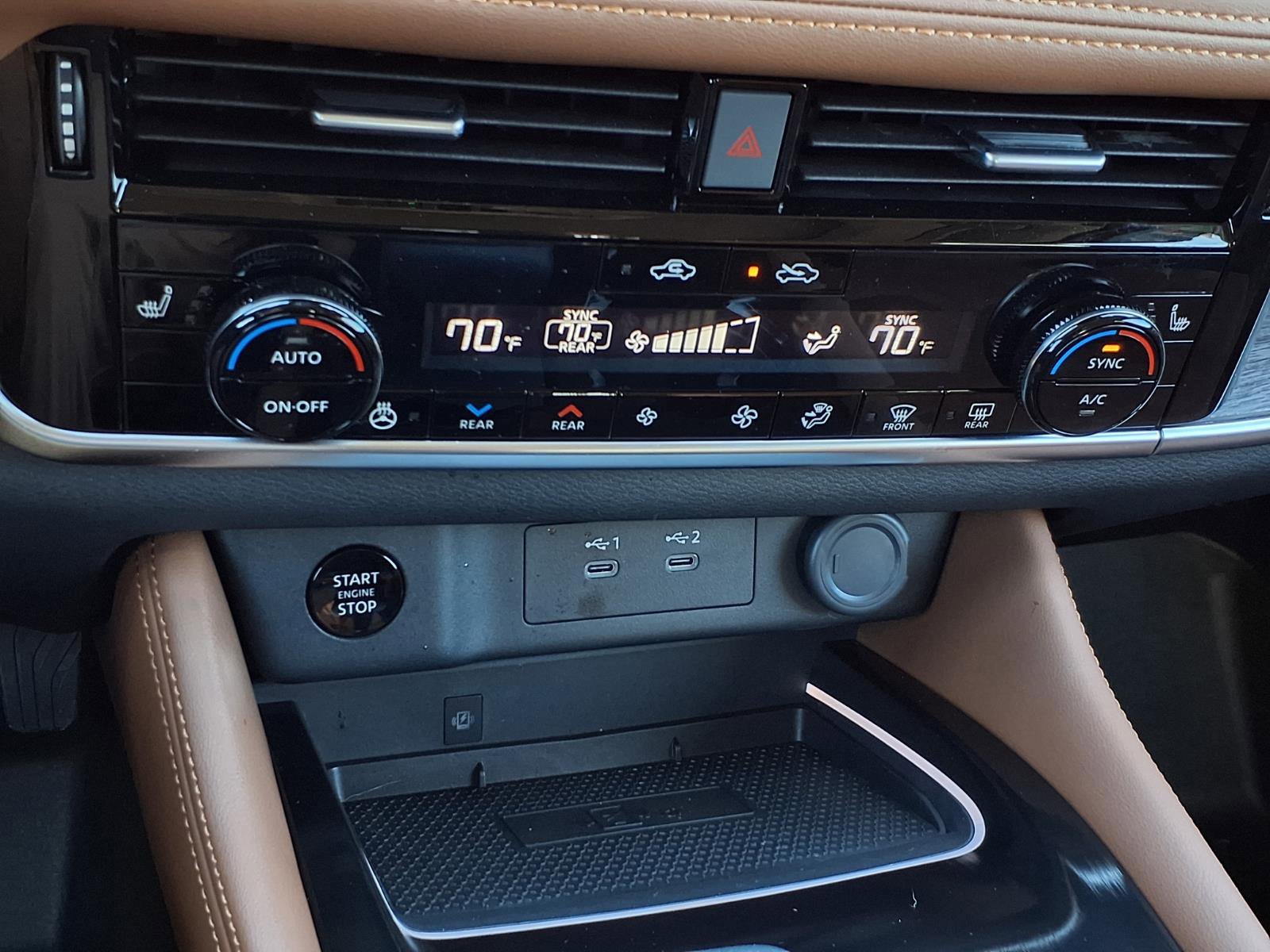 Certified 2025 Nissan Rogue Platinum w/ Tech Package image 20