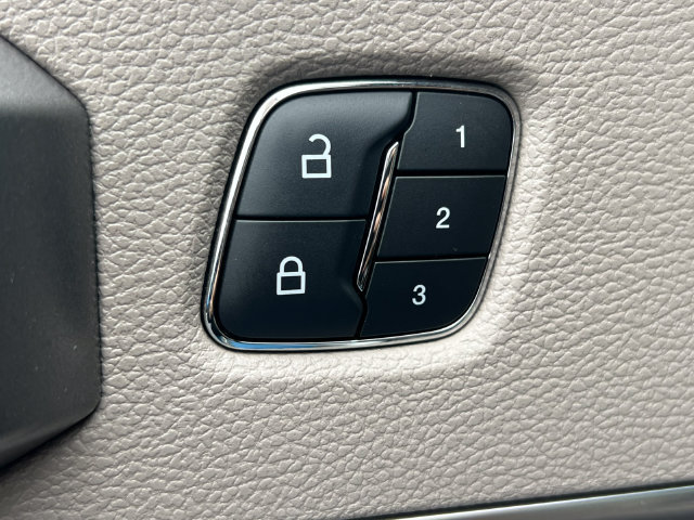 Certified 2019 Ford F350 Limited AWD/4WD image 21