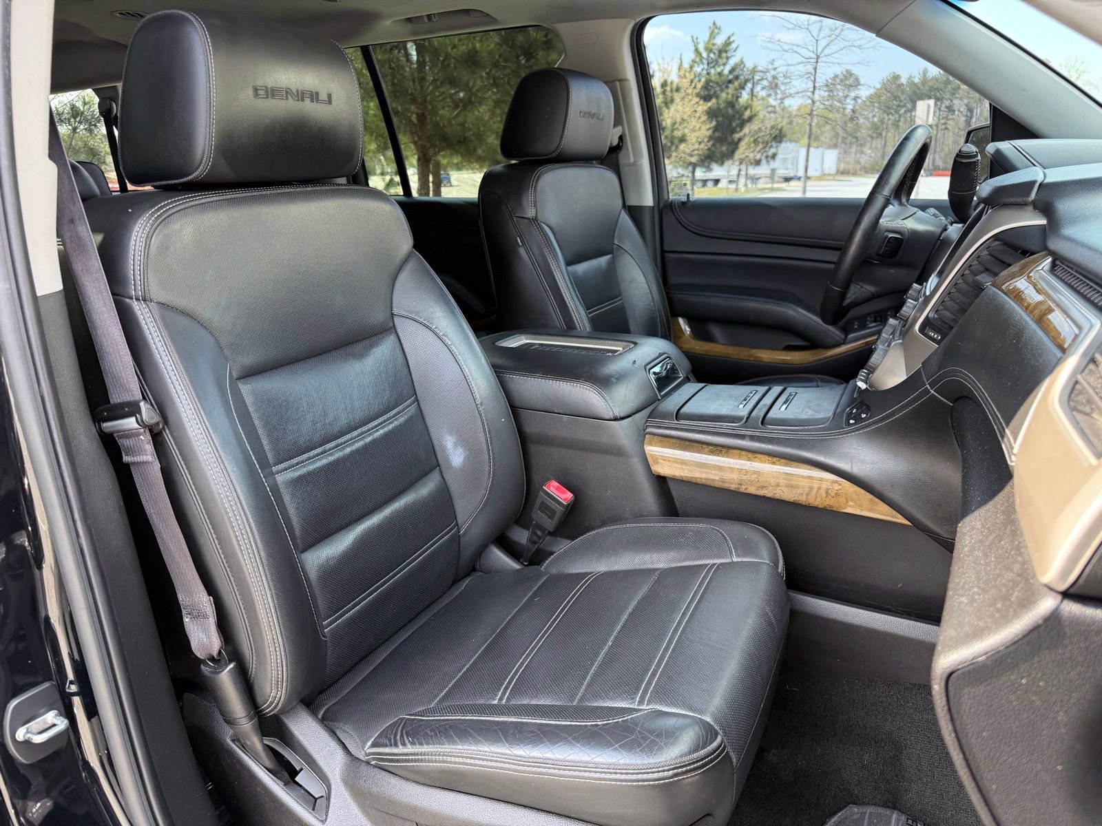 Used 2017 GMC Yukon XL Denali w/ Open Road Package image 37