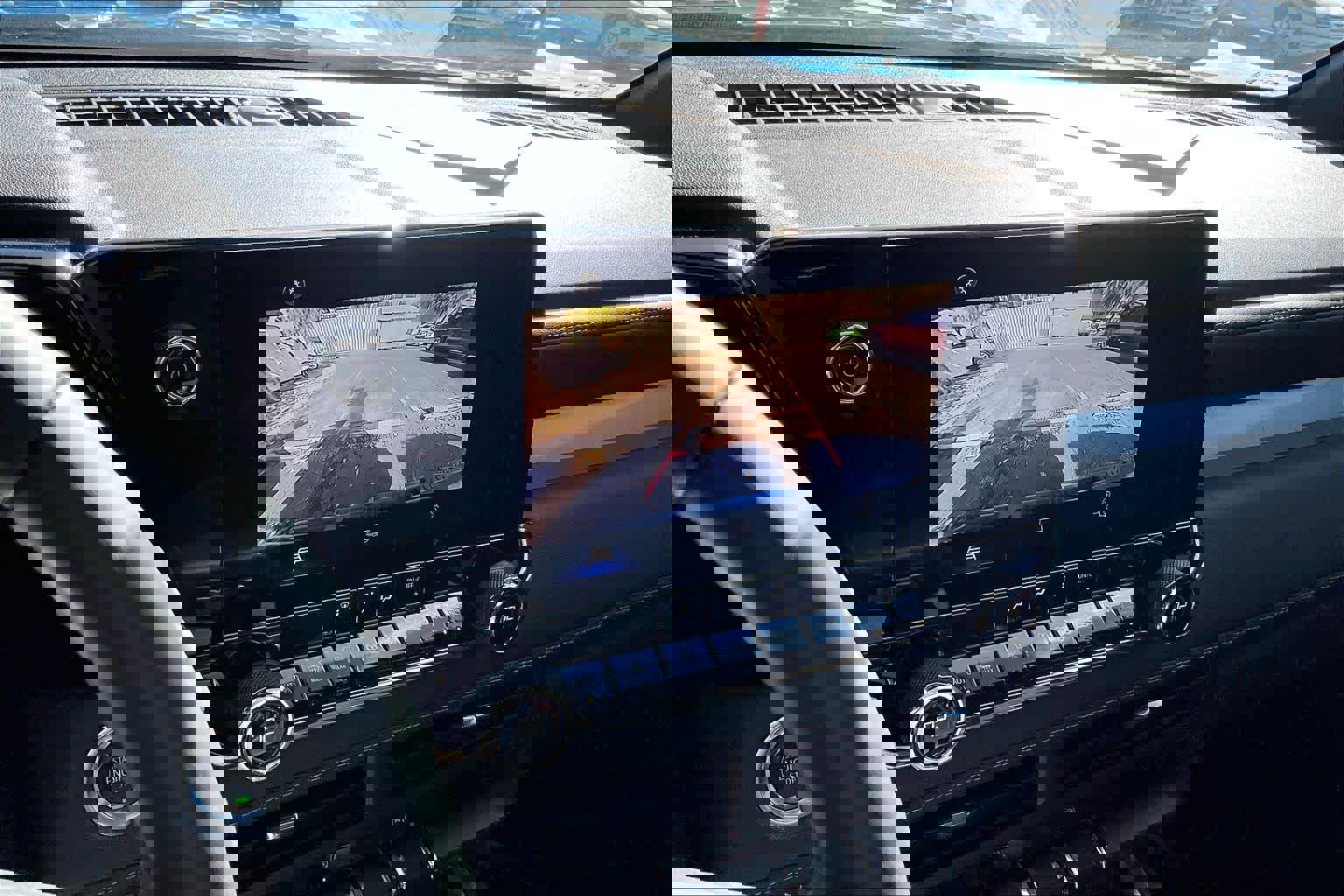 Used 2023 Chevrolet Colorado LT w/ LT Convenience Package image 21