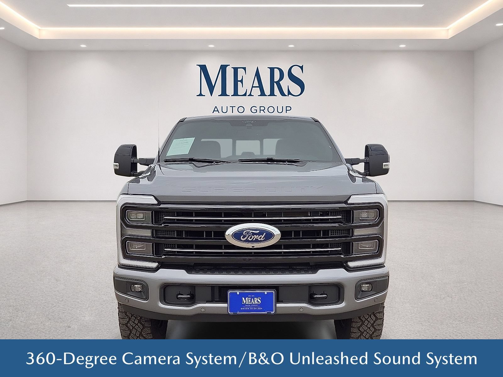 Used 2025 Ford F250 Platinum w/ Tremor Off-Road Package AWD/4WD image 9