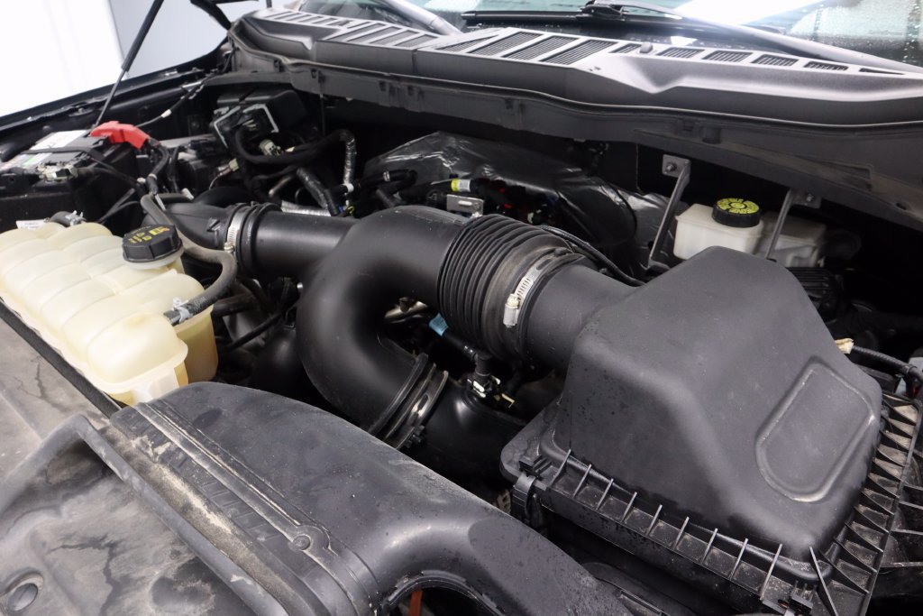 Used 2023 Ford F150 Lariat w/ Equipment Group 502A High AWD/4WD image 17