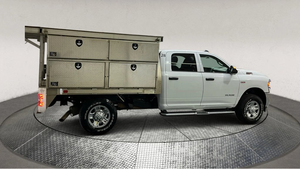 Used 2022 RAM 3500 Tradesman w/ Chrome Appearance Group image 9