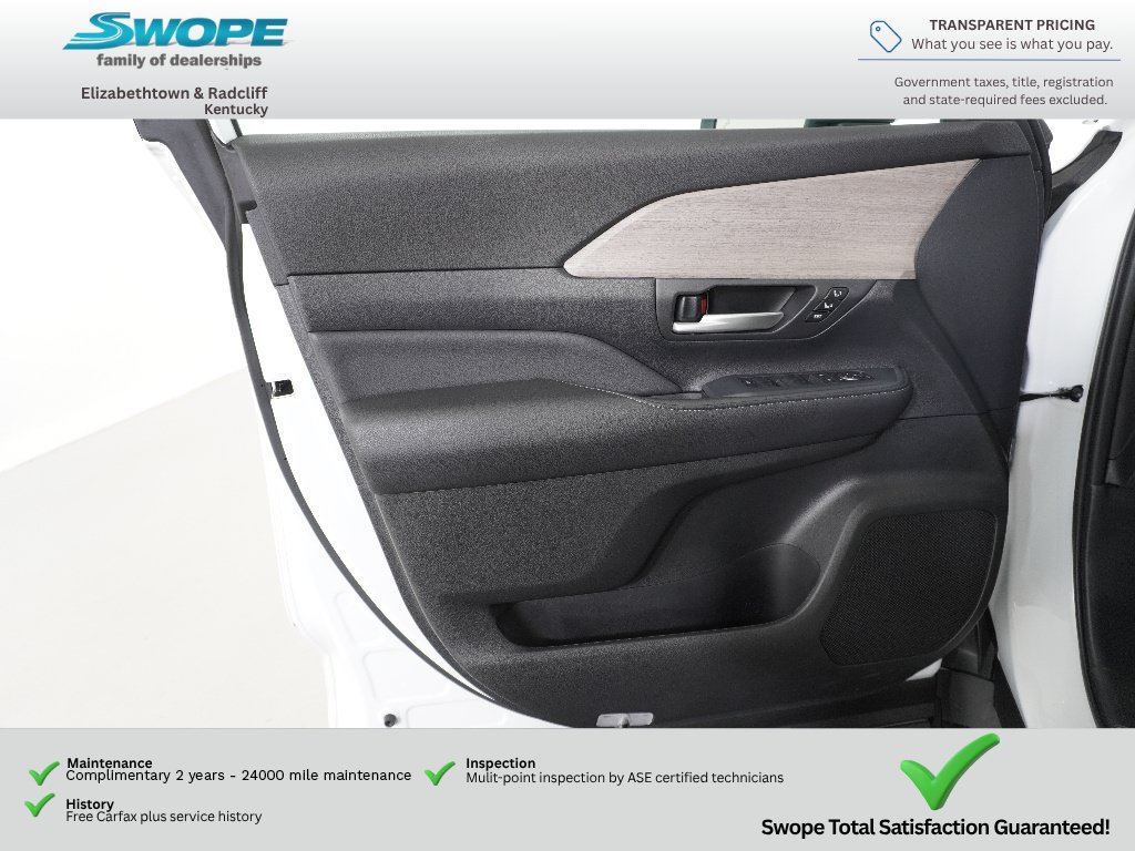Used 2025 Toyota Grand Highlander AWD Hybrid image 14