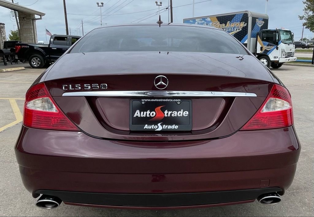 Used 2007 Mercedes-Benz CLS 550 image 9