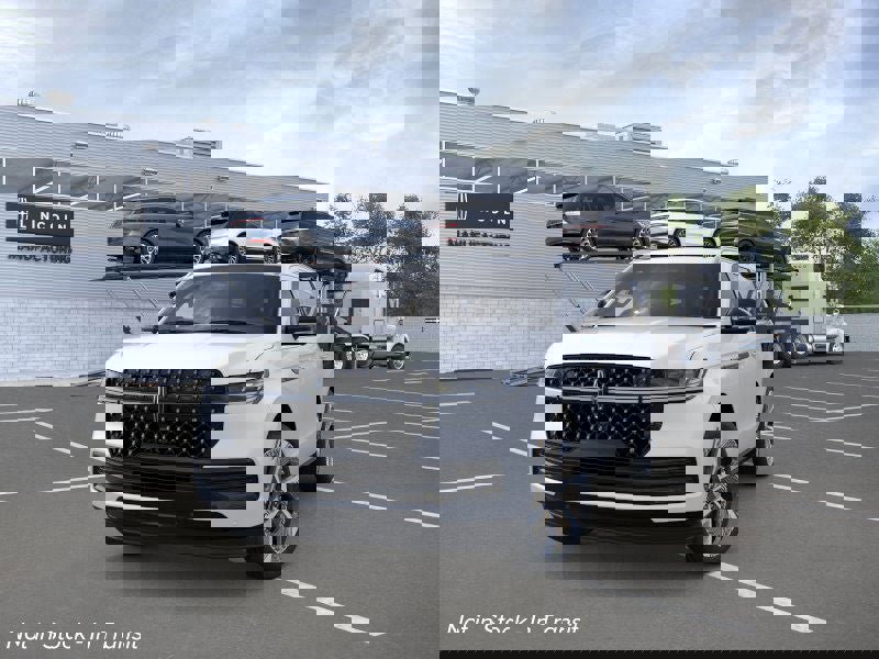 New 2026 Lincoln Navigator Black Label image 2