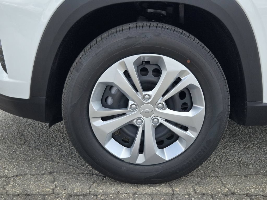New 2026 Chevrolet Trax LS FWD image 14