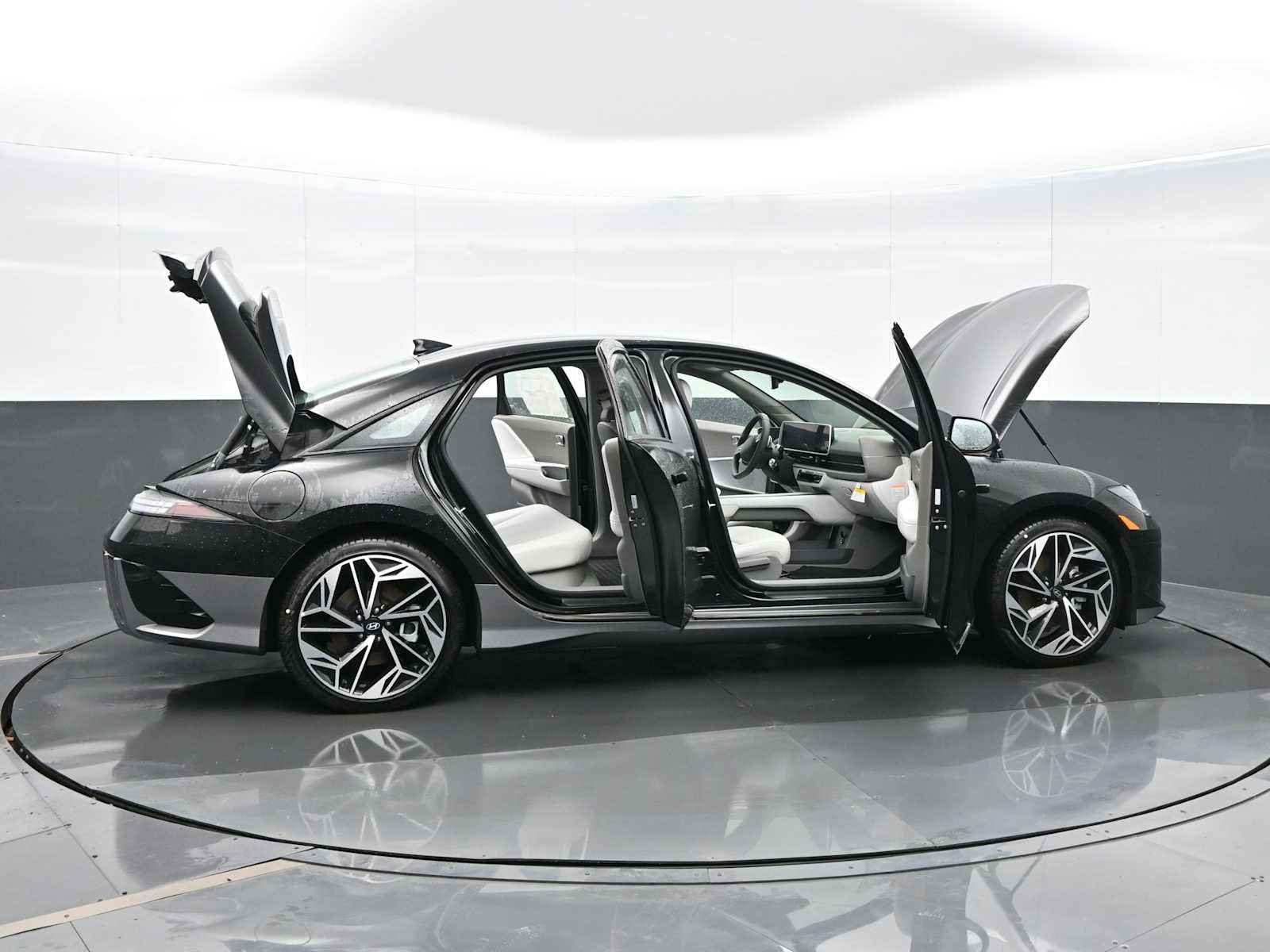 New 2024 Hyundai Ioniq 6 SEL image 38