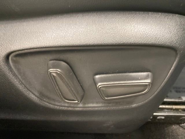 Used 2023 Toyota Highlander XLE image 42