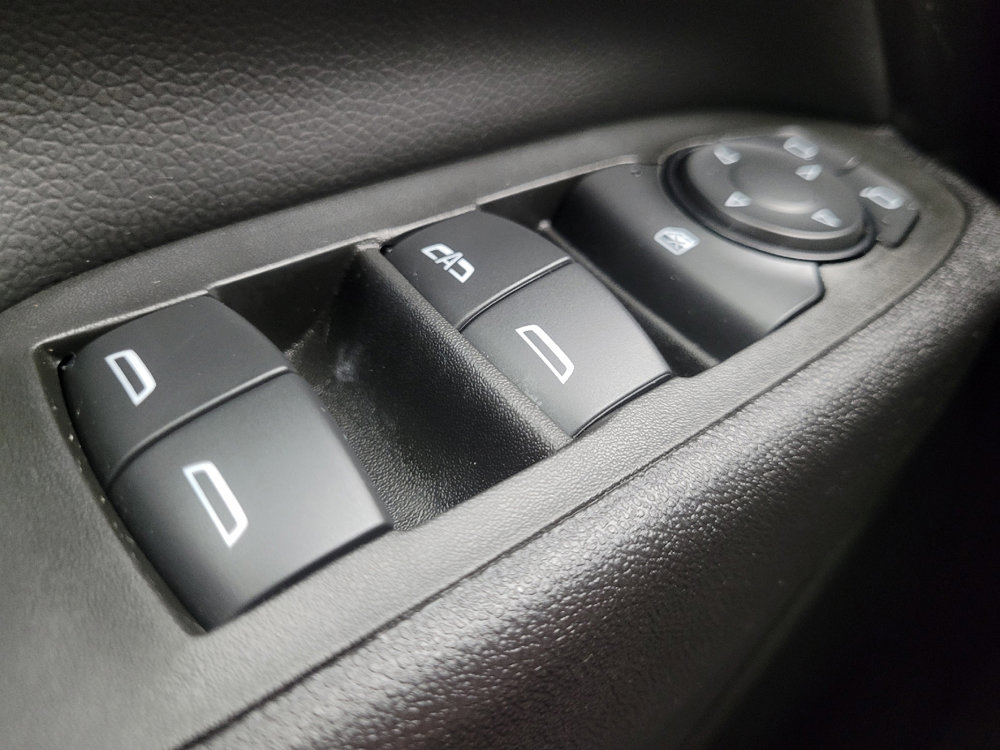 Used 2022 Chevrolet Equinox LT image 27