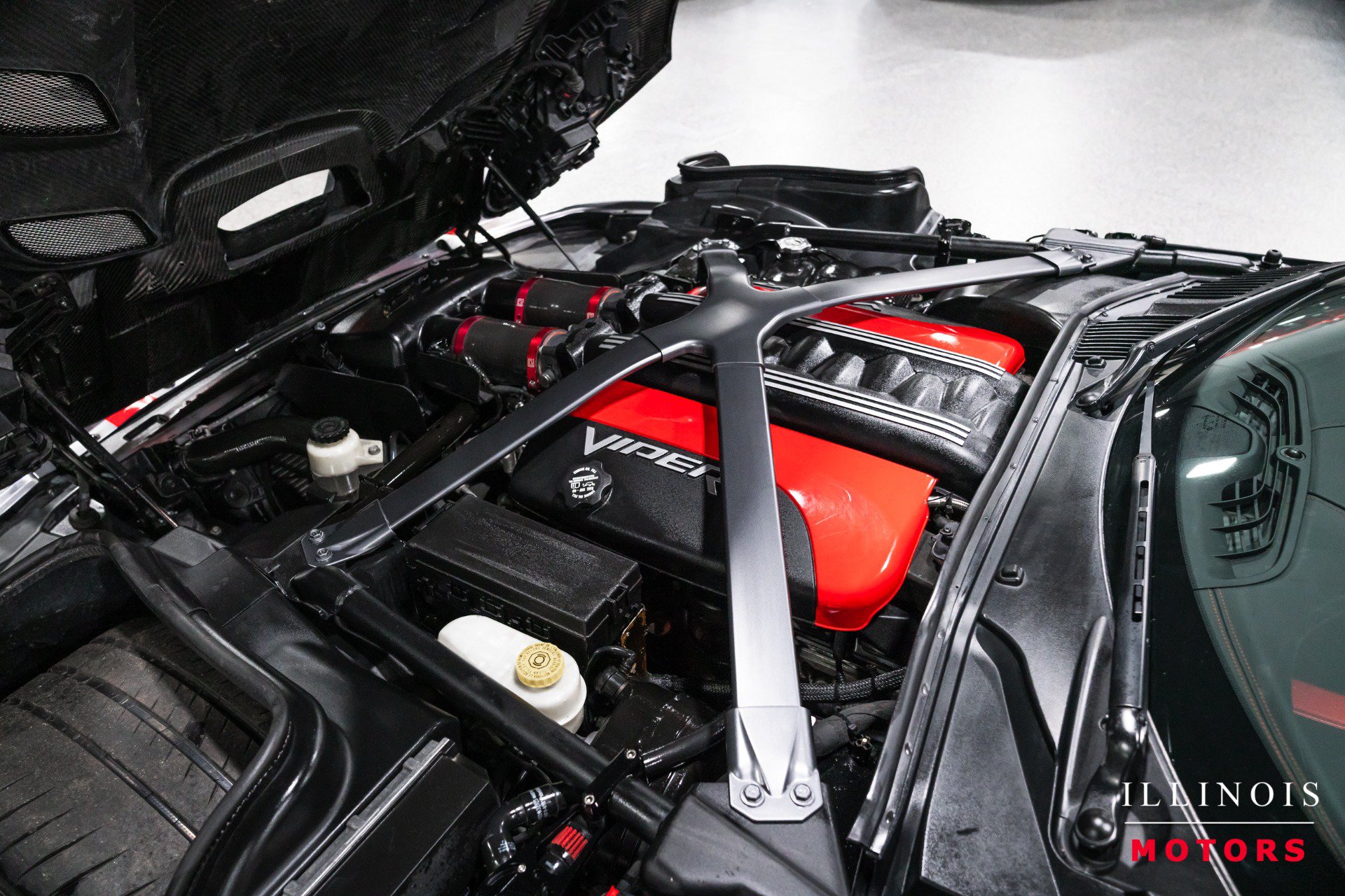 Used 2014 SRT Viper GTS RWD image 28