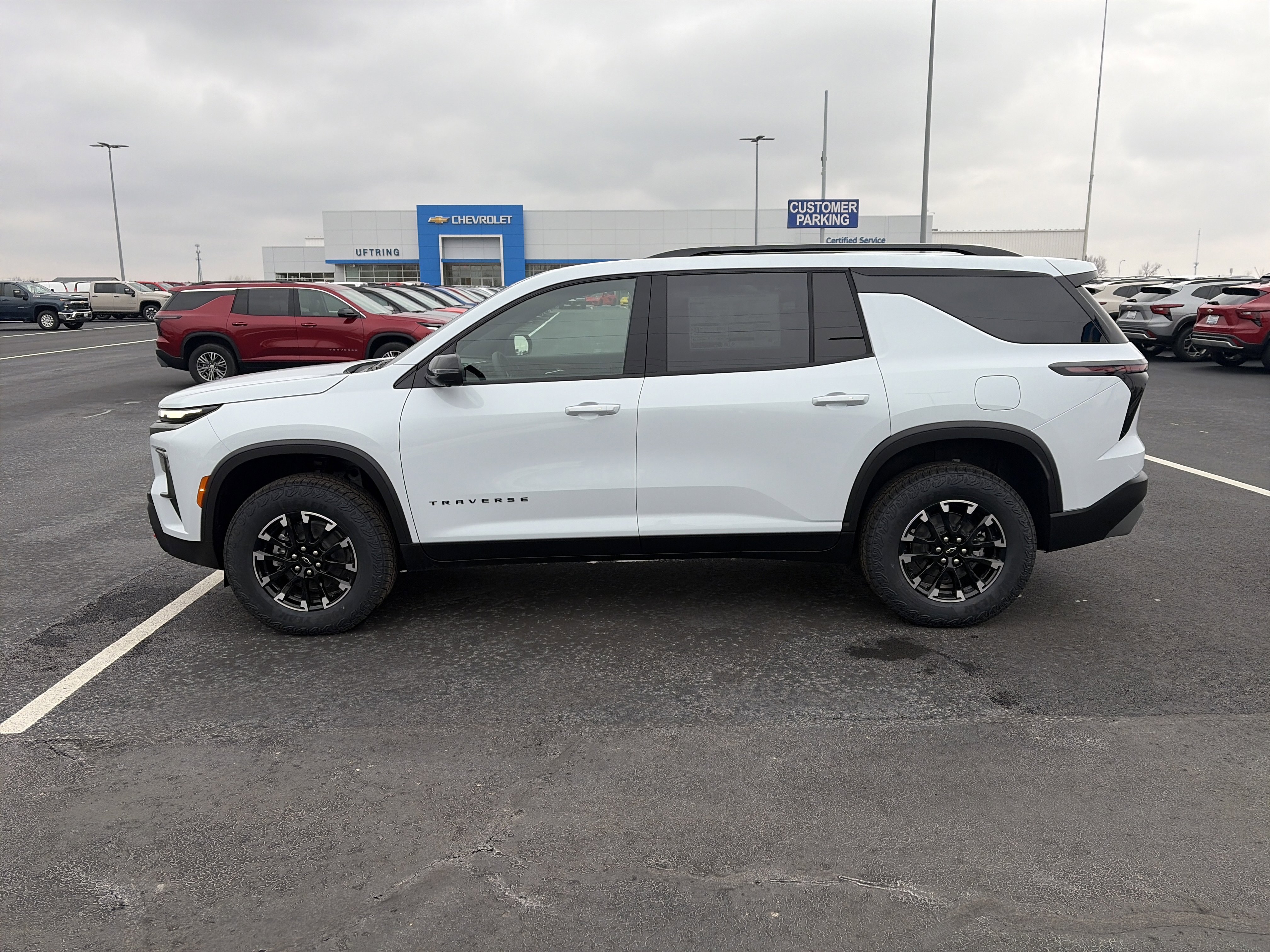 New 2026 Chevrolet Traverse Z71 w/ Driver Confidence Package image 9