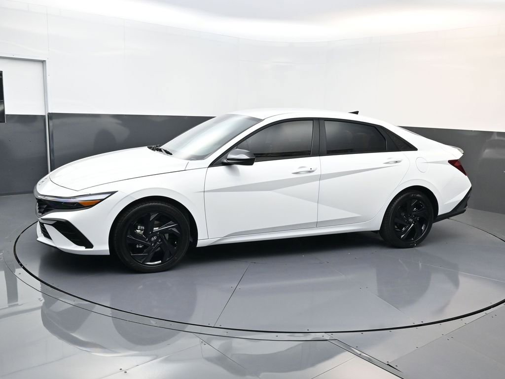 New 2026 Hyundai Elantra Sport FWD image 6