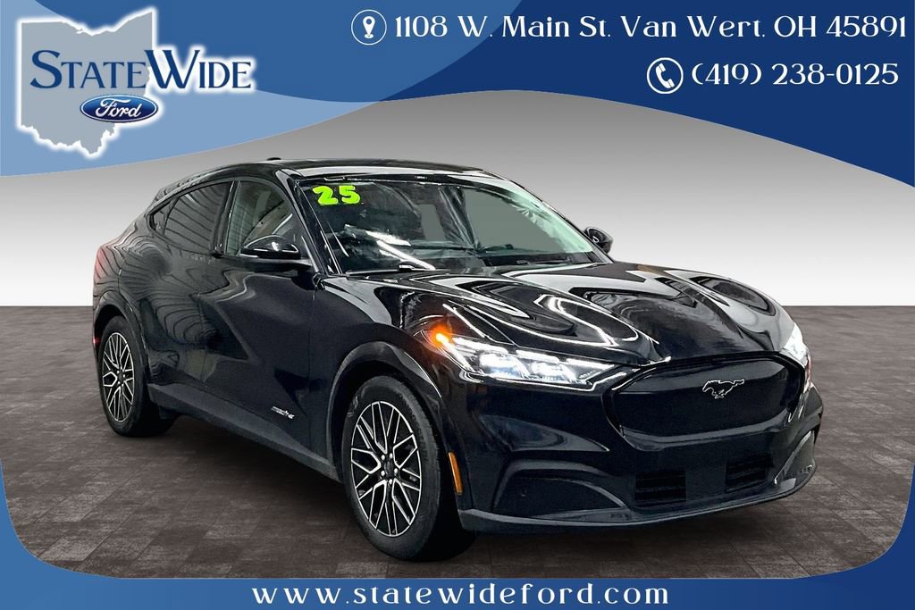 Used 2025 Ford Mustang Mach-E Premium image 1