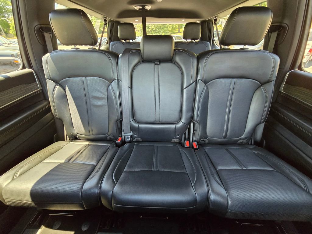 Used 2024 Jeep Wagoneer L Series II w/ Flexible Seating Group AWD/4WD image 43