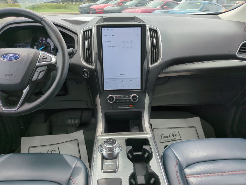Certified 2024 Ford Edge SEL w/ Sport Appearance Package AWD/4WD image 18