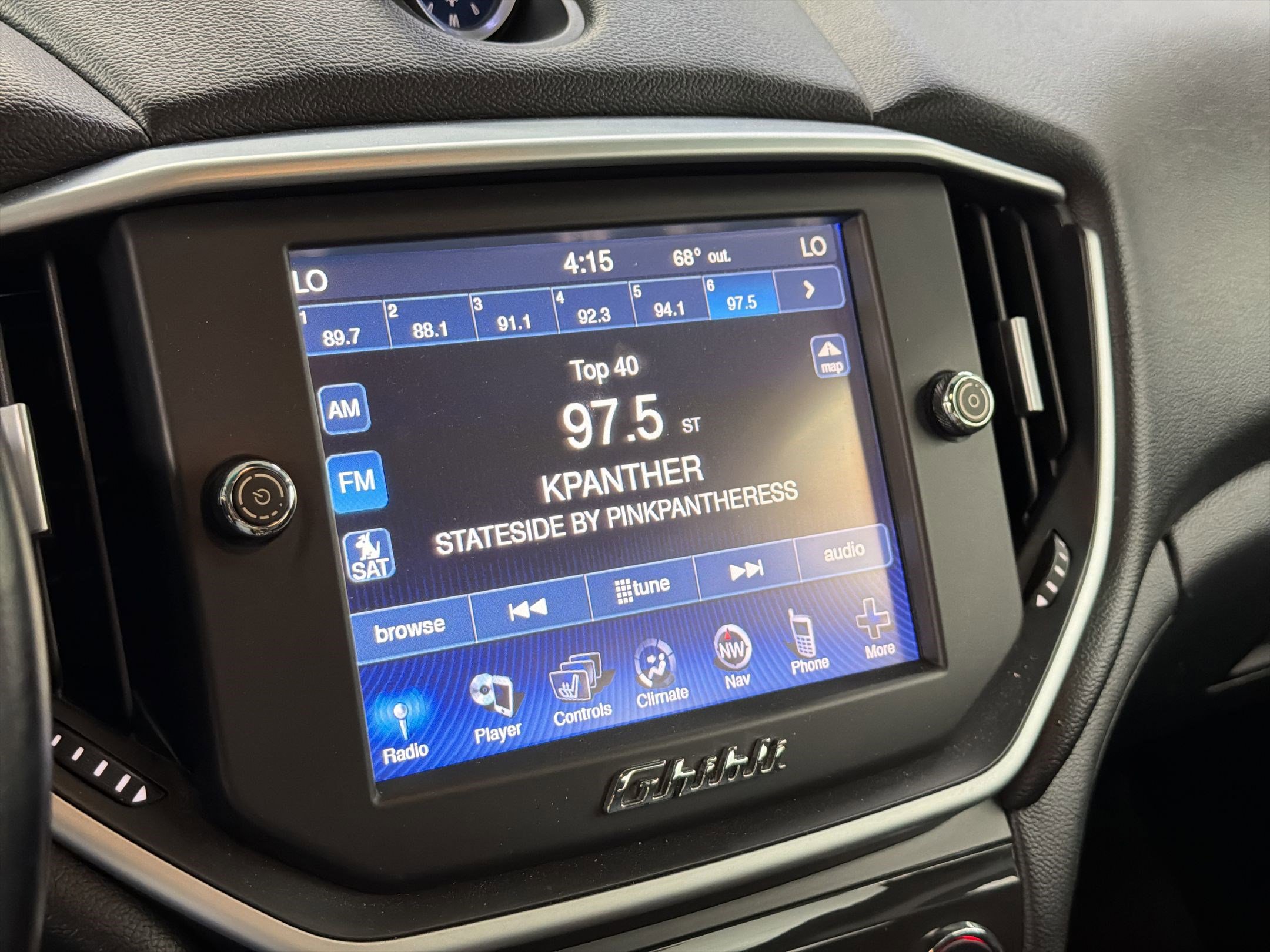 Used 2015 Maserati Ghibli image 24