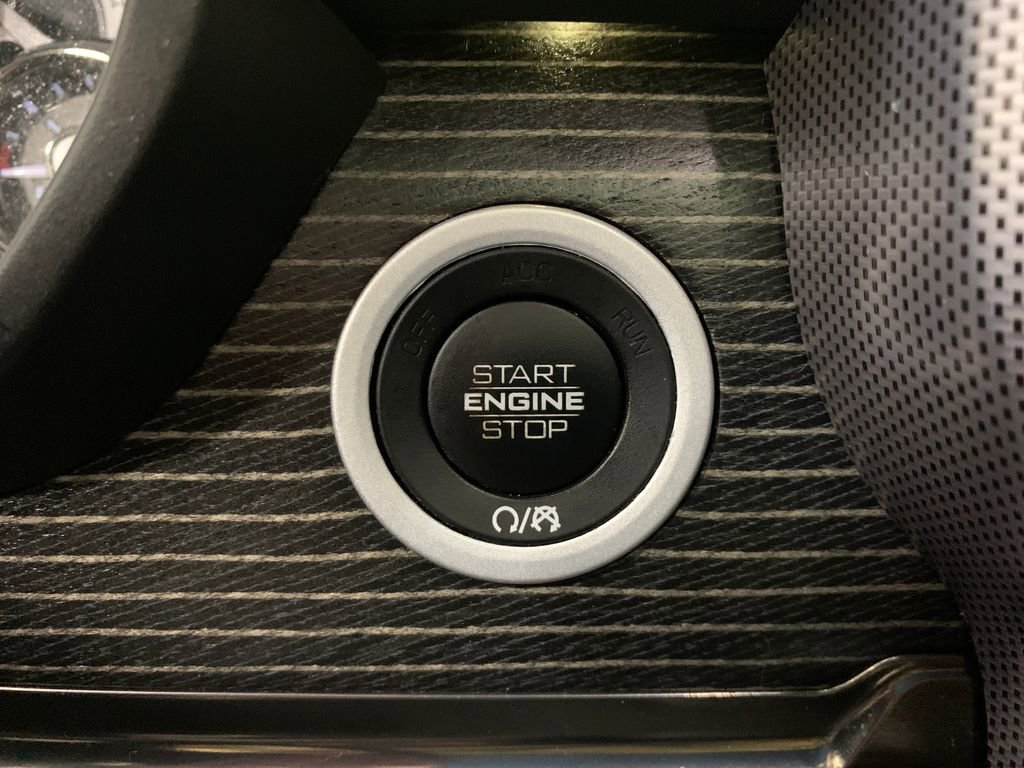 Used 2021 RAM 1500 Limited image 17